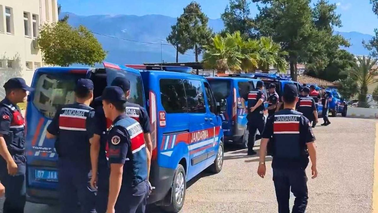 Kayseri'de jandarma tarafından 75 kişi yakalandı