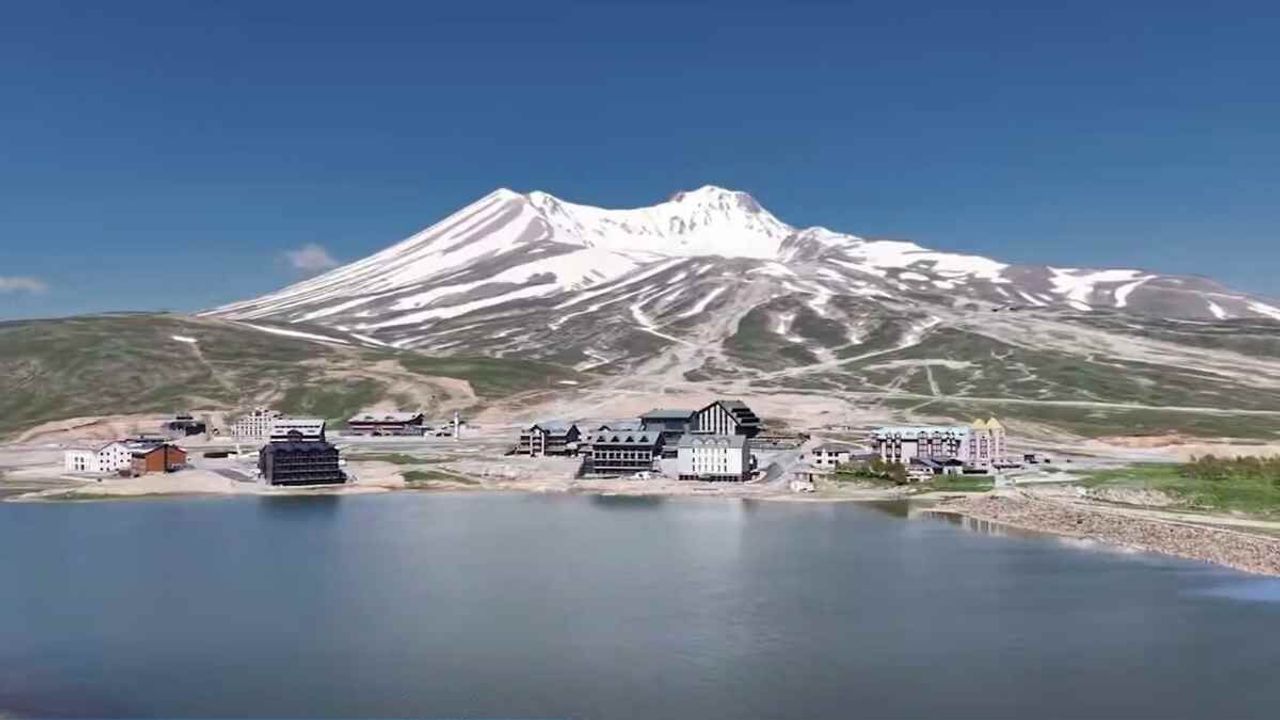 Erciyes’in yeni hali görenleri büyülüyor