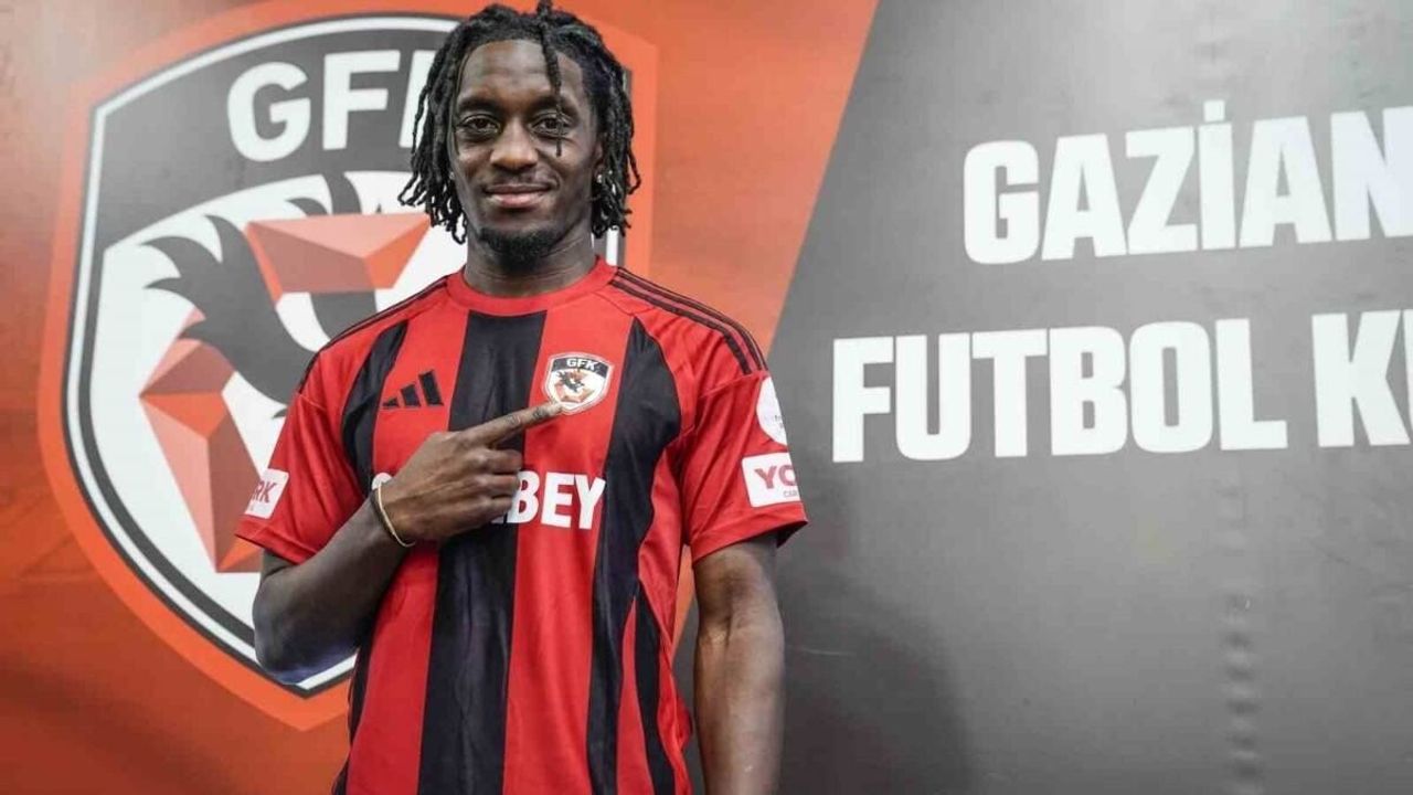 Süper Lig ekibinde skandal ayrılık! Sözleşmesi devam ederken Polonya’ya kaçtı