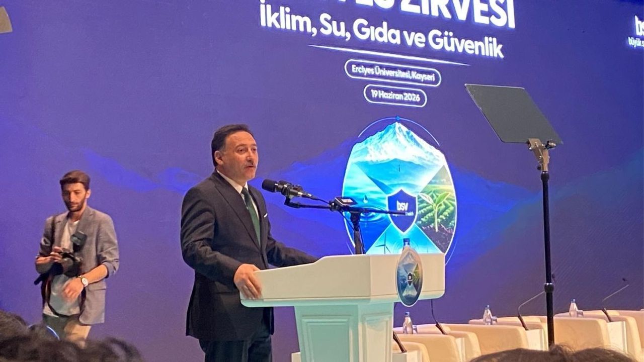 Gökmen Çiçek: Kayseri ithalatının 2 katı ihracat yapan bir şehir!