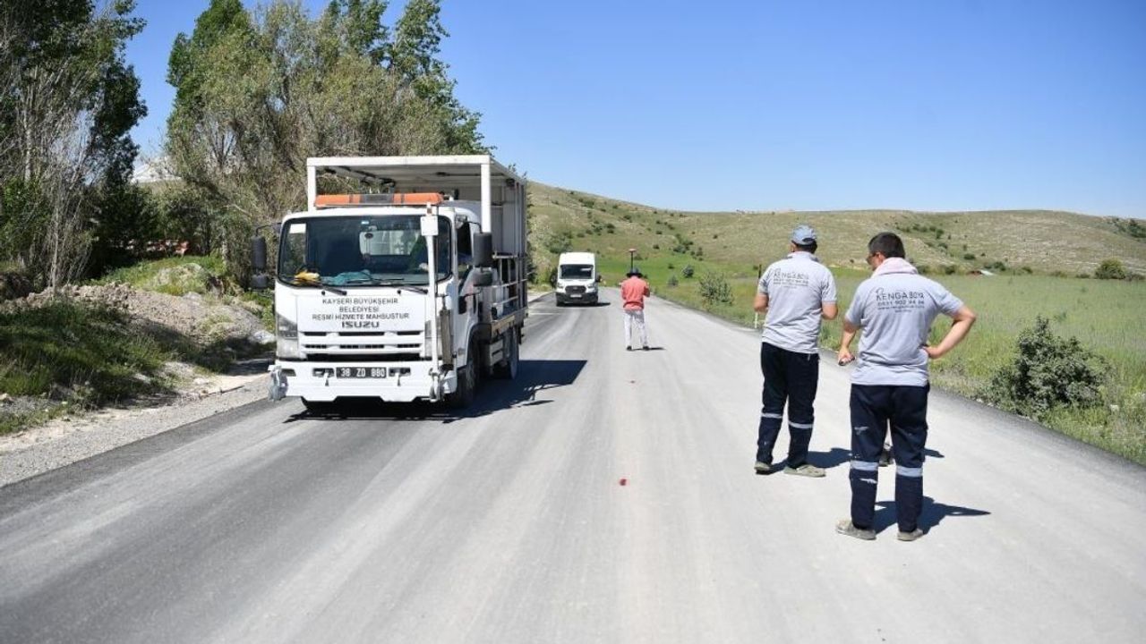 Kayseri Büyükşehir Belediyesi’nden kırsalda 43 milyon TL’lik ulaşım çalışması!