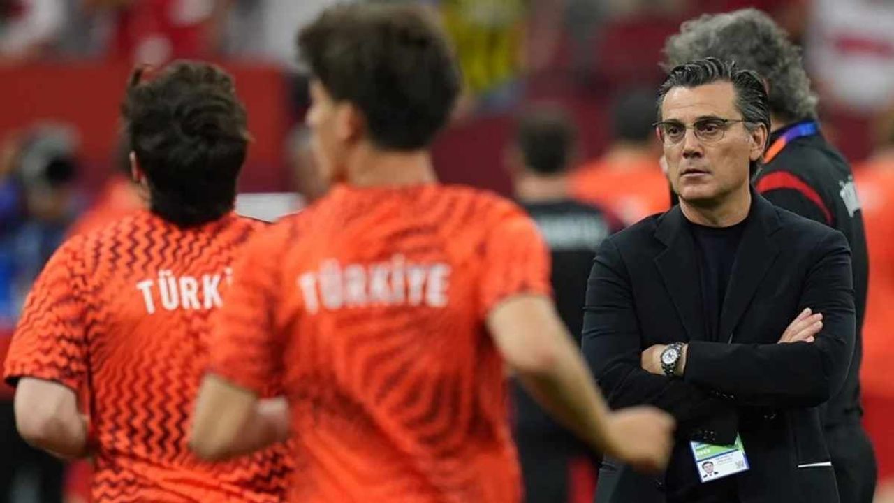 İtalyan basını Montella için ABD Maçını işaret etti! Beklenen olacak