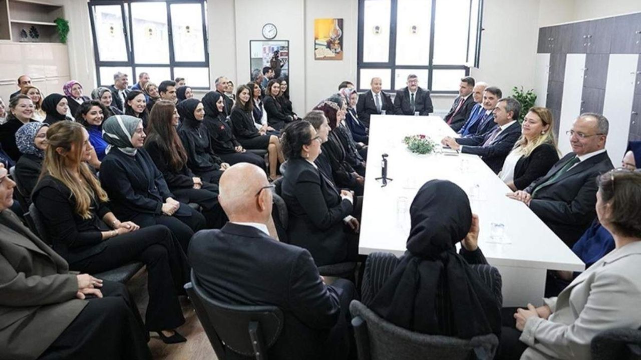 Öğretmenler için zorunlu toplantı takvimi netleşiyor