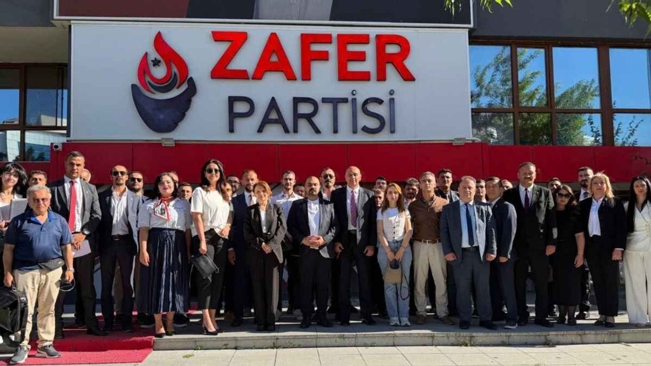 Kayseri'nin ardından Ankara mesaisi: Zafer Partisi'nde kritik toplantı