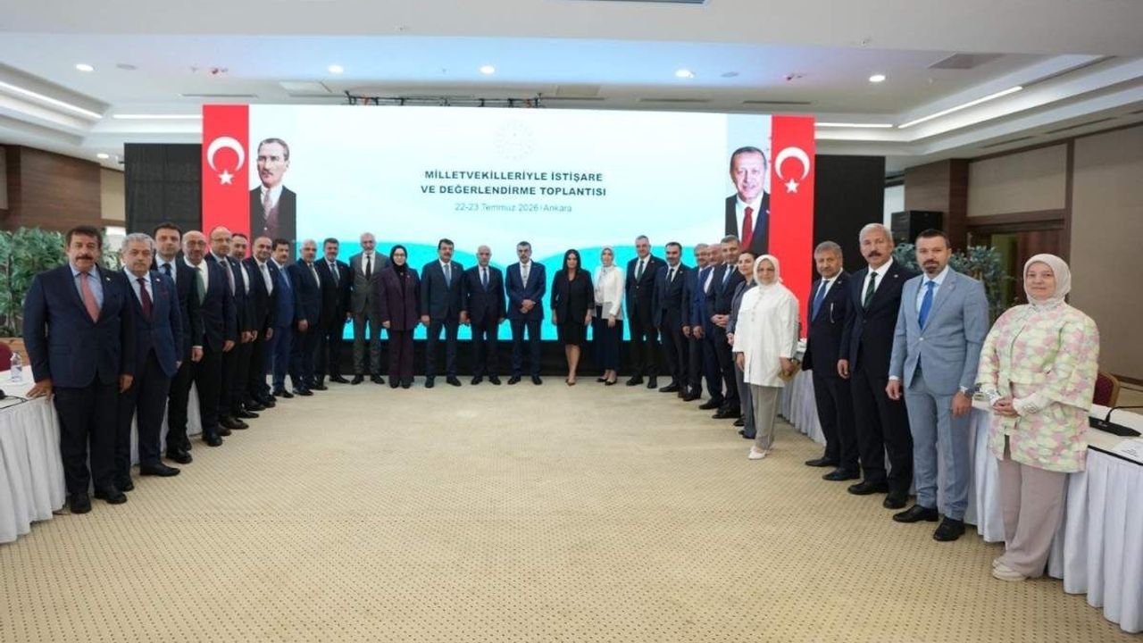 AK Partili Özsoy: Eğitim reformları geleceğe yön veriyor