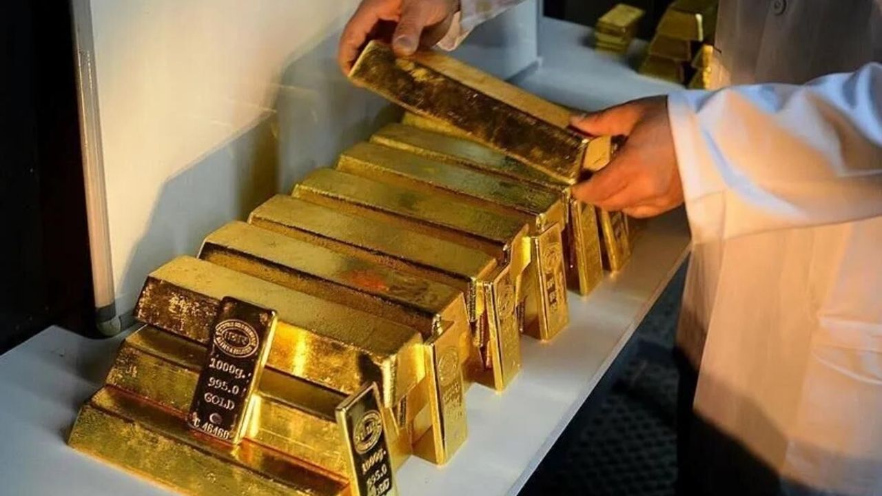 Altın fiyatlarında son durum: Gram altın haftayı düşüşle kapattı