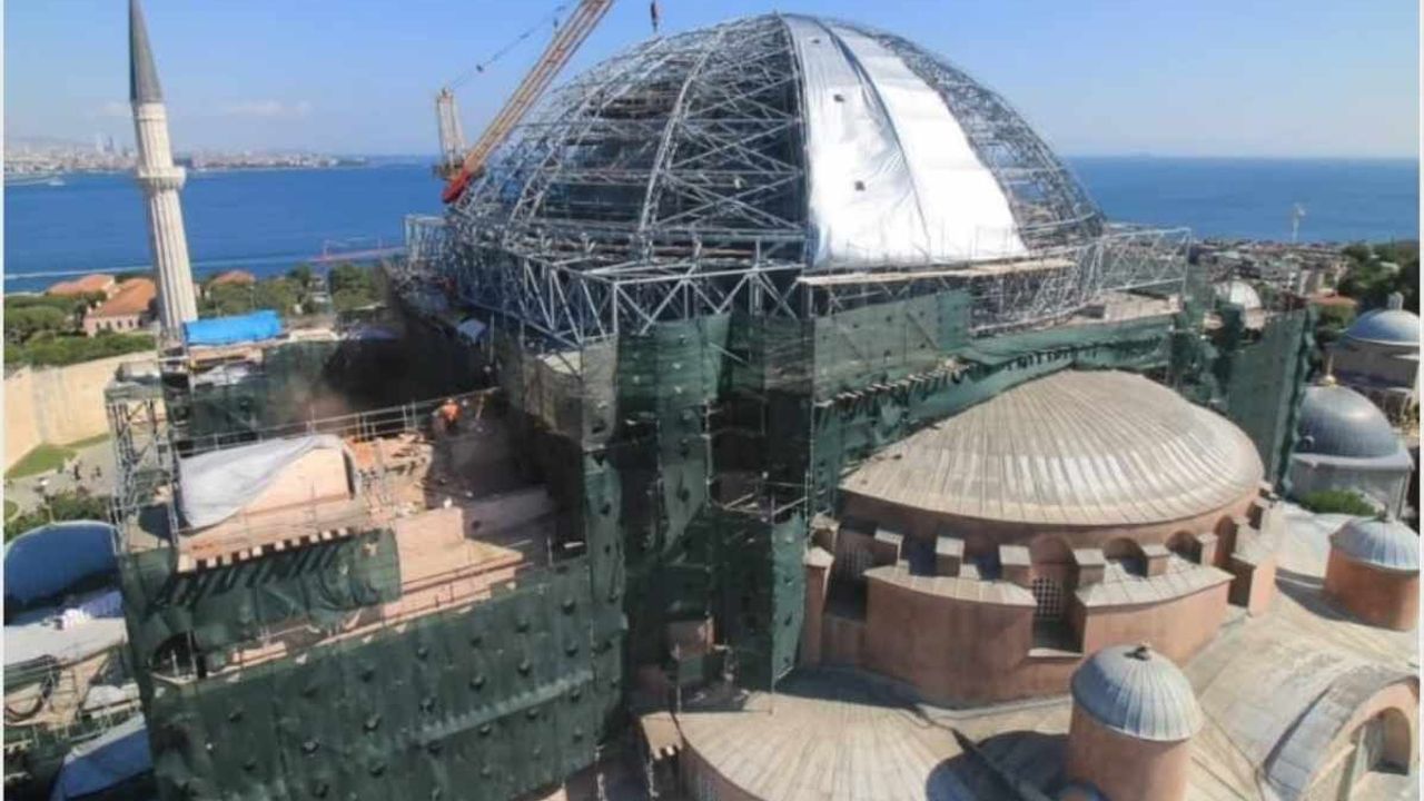 Büyükkılıç'tan Ayasofya mesajı: Rabbim kubbesinden yükselen ezanları kıyamete kadar susturmasın!