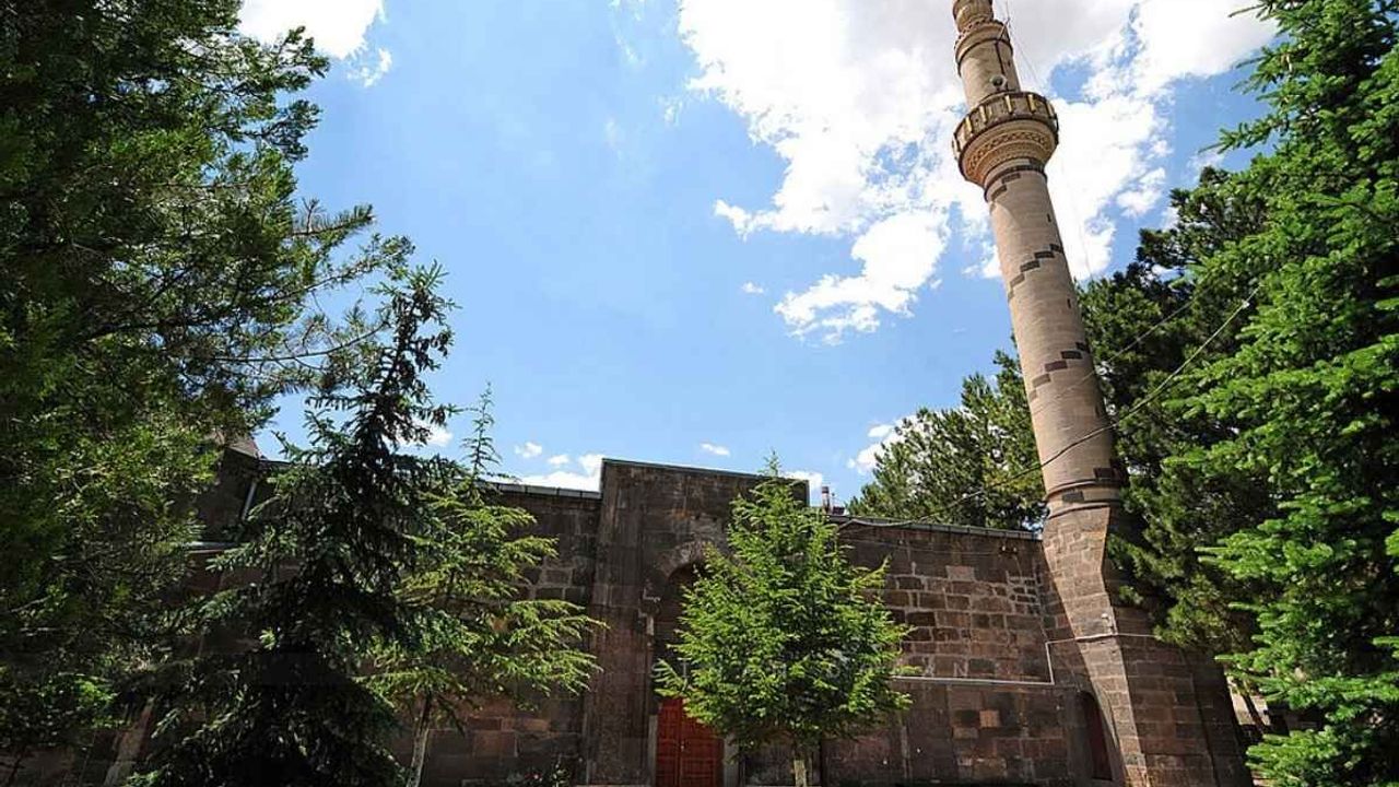 Bünyan'da 15 Temmuz şehitleri için Mevlid programı düzenlendi