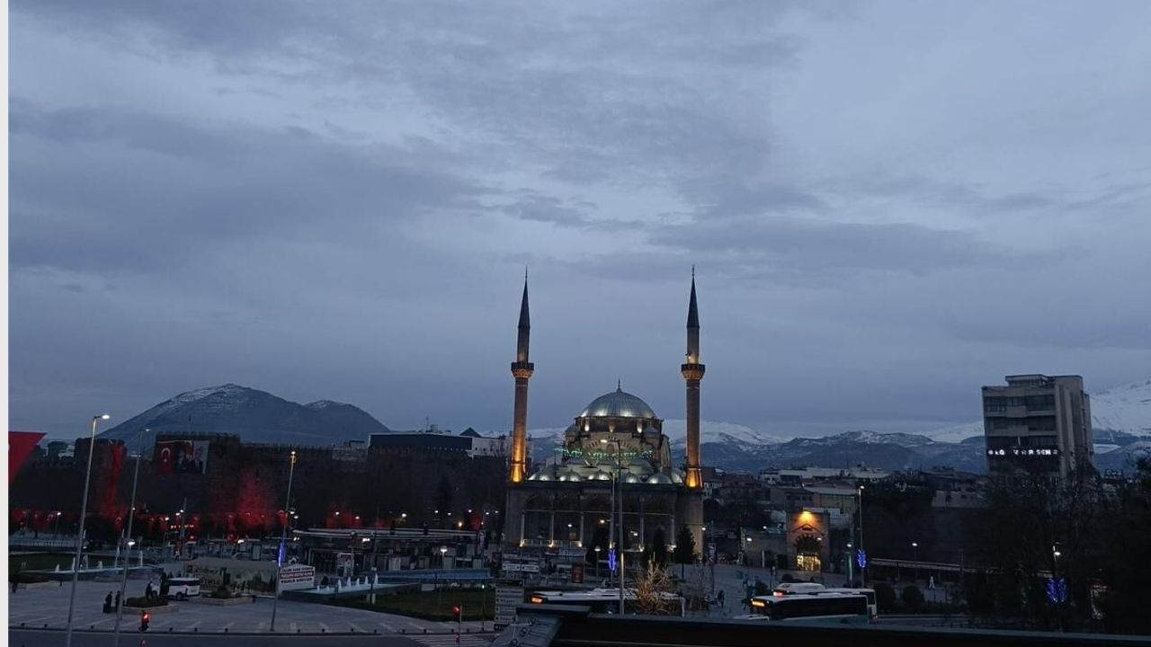 Meteoroloji’den Kayseri’ye kritik uyarı: Sağanak alarmı verildi