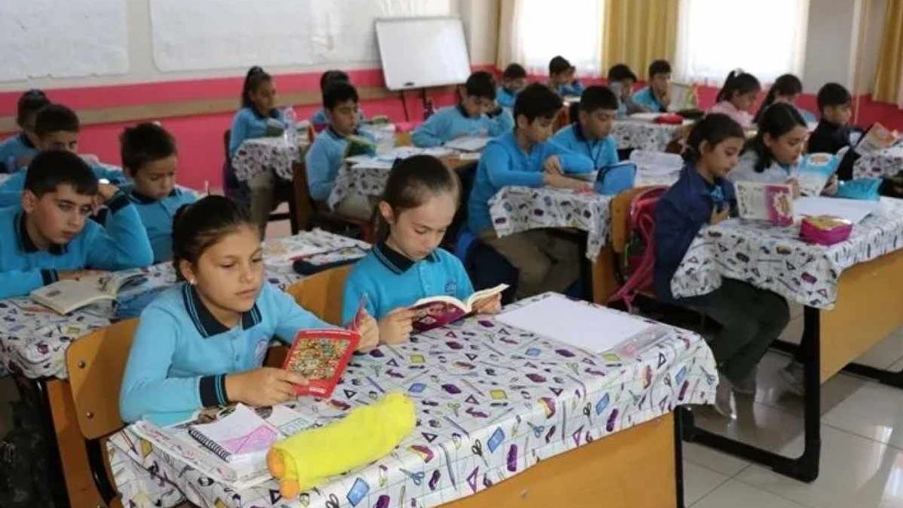 Eğitimde dikkat çeken iddia: Kız ve erkek öğrencilerin okulları ayrılıyor