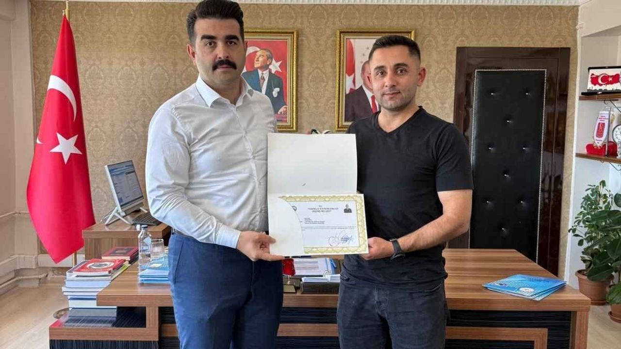 Tomarza İlçe Jandarma Komutanı Kadir Er, ilçeye veda etti: Yeni görev yeri Siirt oldu!