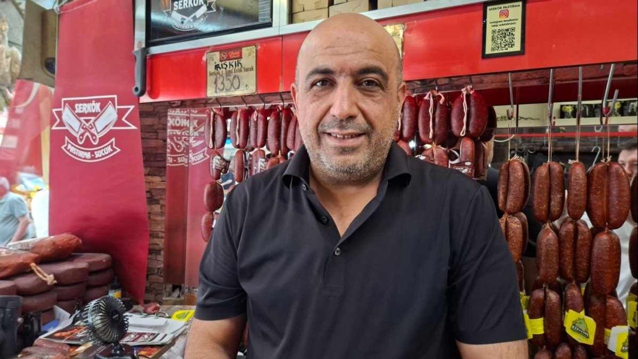 Kayseri’nin vazgeçilmezi pastırma sofralardan uzaklaşıyor: Fiyatı 3000 TL’yi aştı!