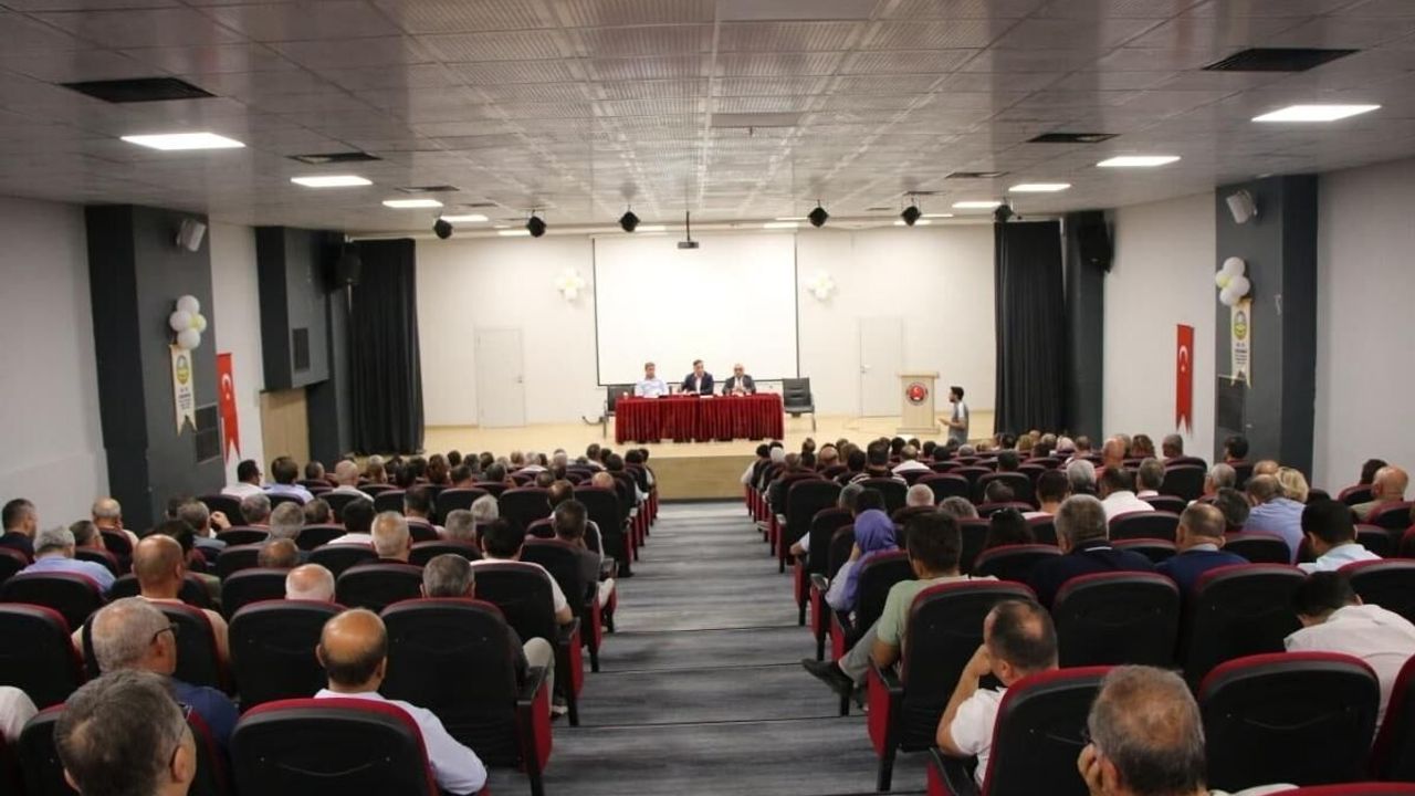 Melikgazi'de yıl sonu okul müdürleri toplantısı gerçekleştirildi