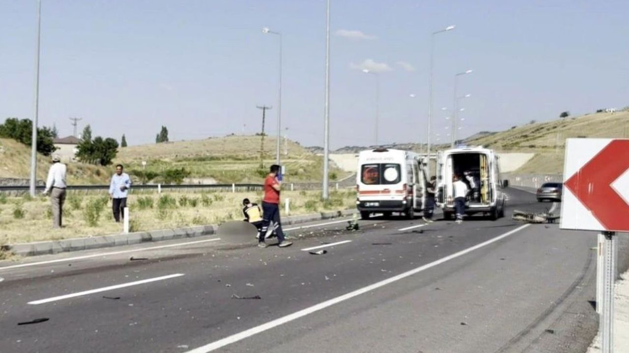 Kayseri'de otomobil ile motosiklet çarpıştı: 1 ölü, 1 yaralı
