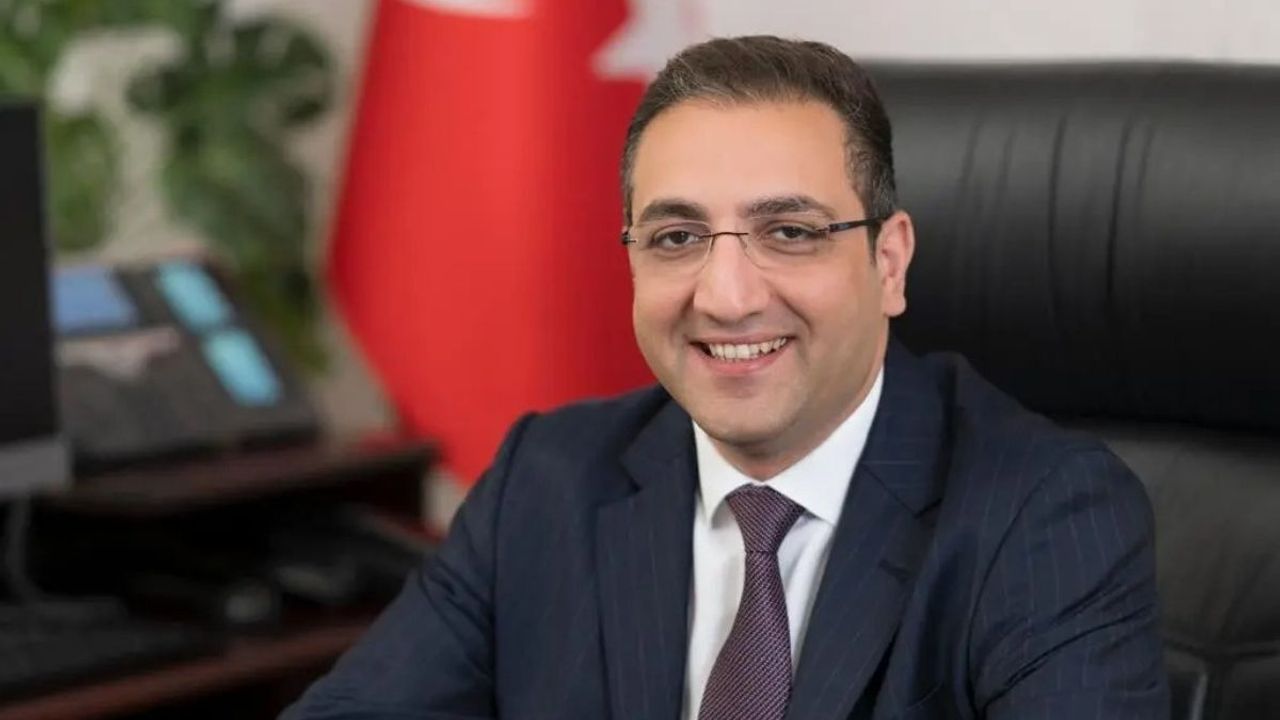 Kayserili Balçova Belediye Başkanı Onur Yiğit görevden uzaklaştırıldı