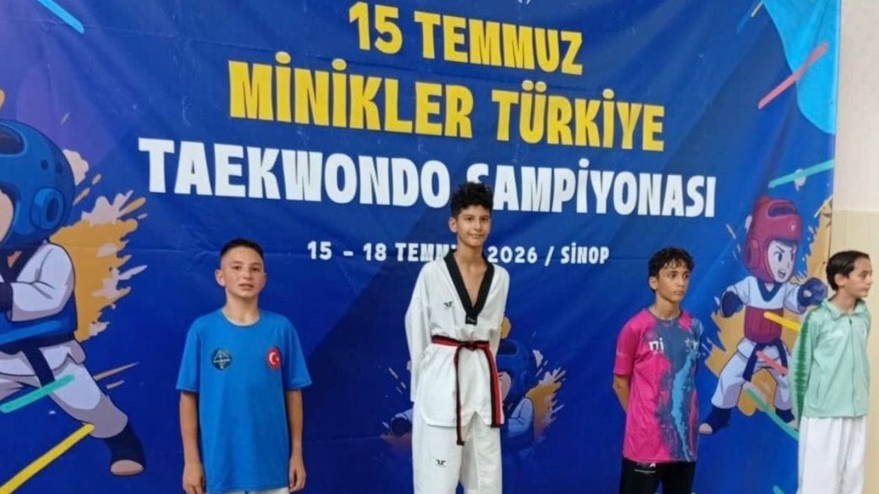 Kayserili minik tekvandoculardan Türkiye Şampiyonası’nda çifte madalya