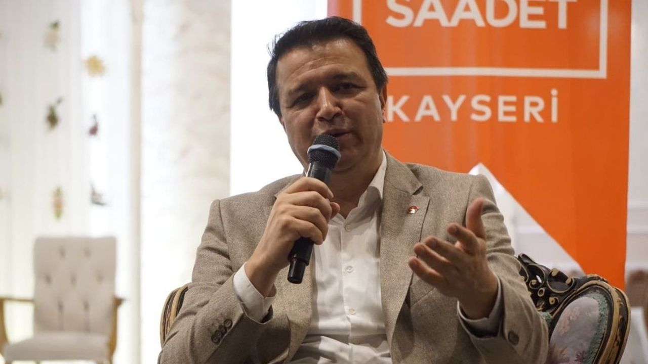 Mahmut Arıkan’dan sert sözler: Sansürcü bir zihniyete muhatap olması ikiyüzlülüktür!