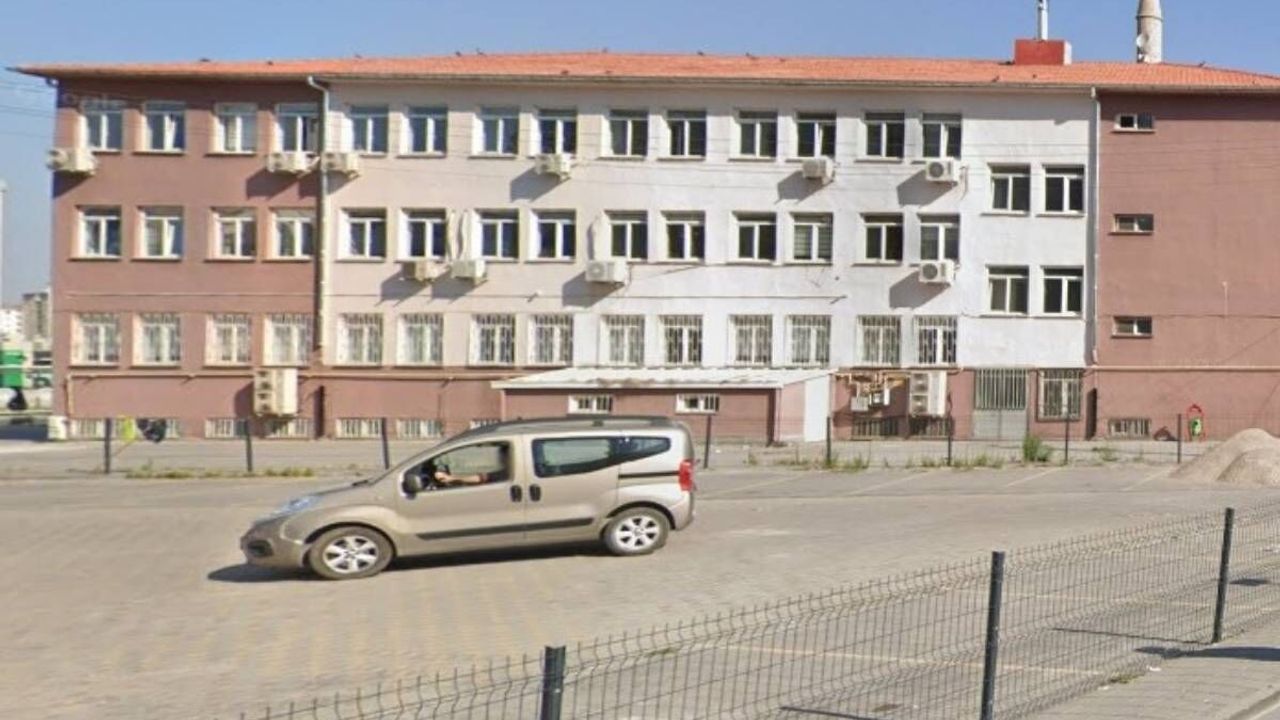 Melikgazi Halk Eğitimi Merkezi'nde usulsüzlük iddiası: İmzaların kopyalandığı ve sahte evrak düzenlendiği öne sürüldü