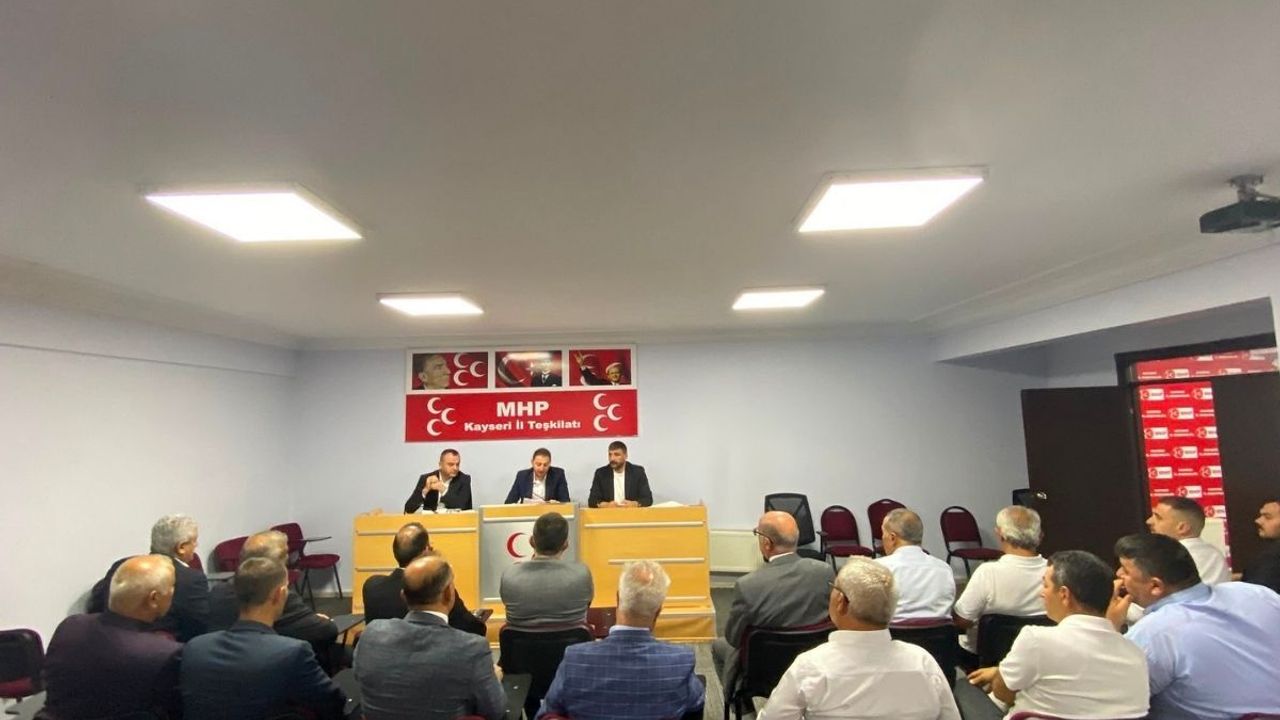 MHP Kayseri’de ilçe kongreleri öncesi toplantı! Yol haritası belirlendi