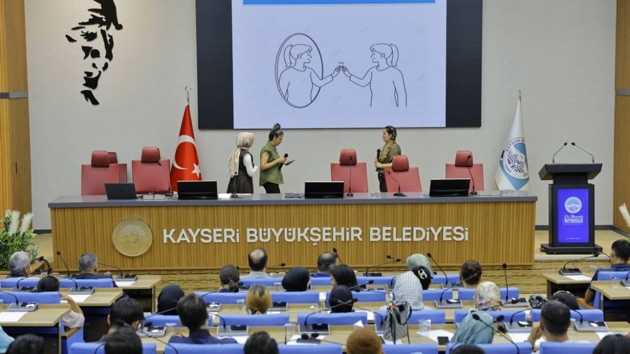 Büyükşehir’den personele ‘Nesilden Nesil’e Geleceğin İnşası Aile’ eğitimi