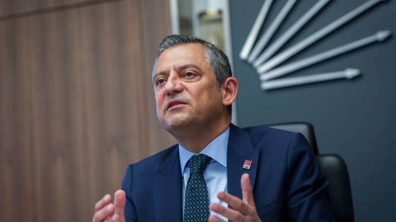 Özgür Özel'den bağış kampanyası: Üyelik için öncelik verilecek