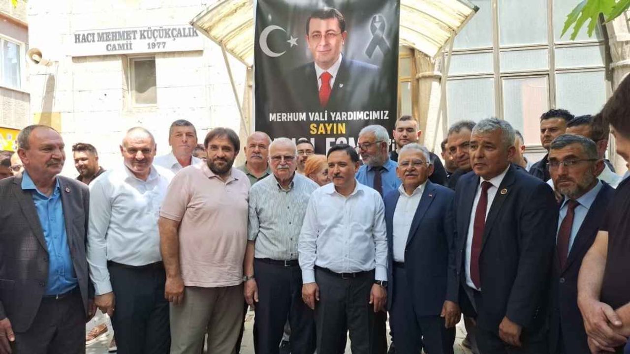 Kayseri’de hayatını kaybeden Vali Yardımcısı Şenol Esmer için mevlid programı düzenlendi