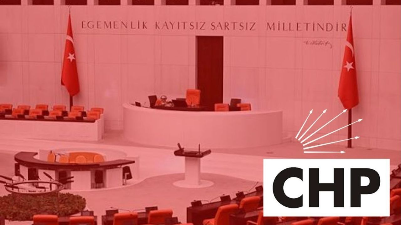 Özgür Özel cephesinde hareketli saatler! CHP'de toplu istifa iddiası