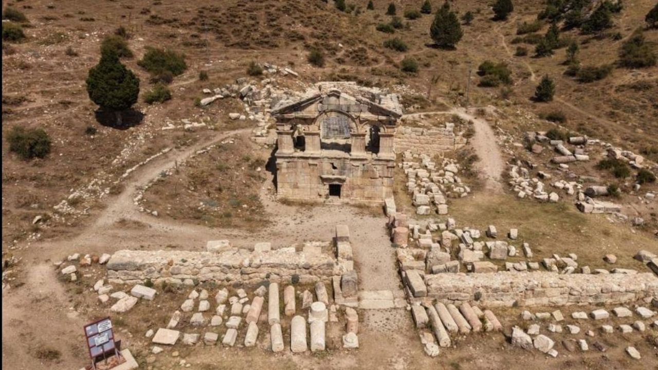 Kayseri’nin hemen yanında binlerce yıllık tarih! Şar Ören Yeri görenleri büyülüyor