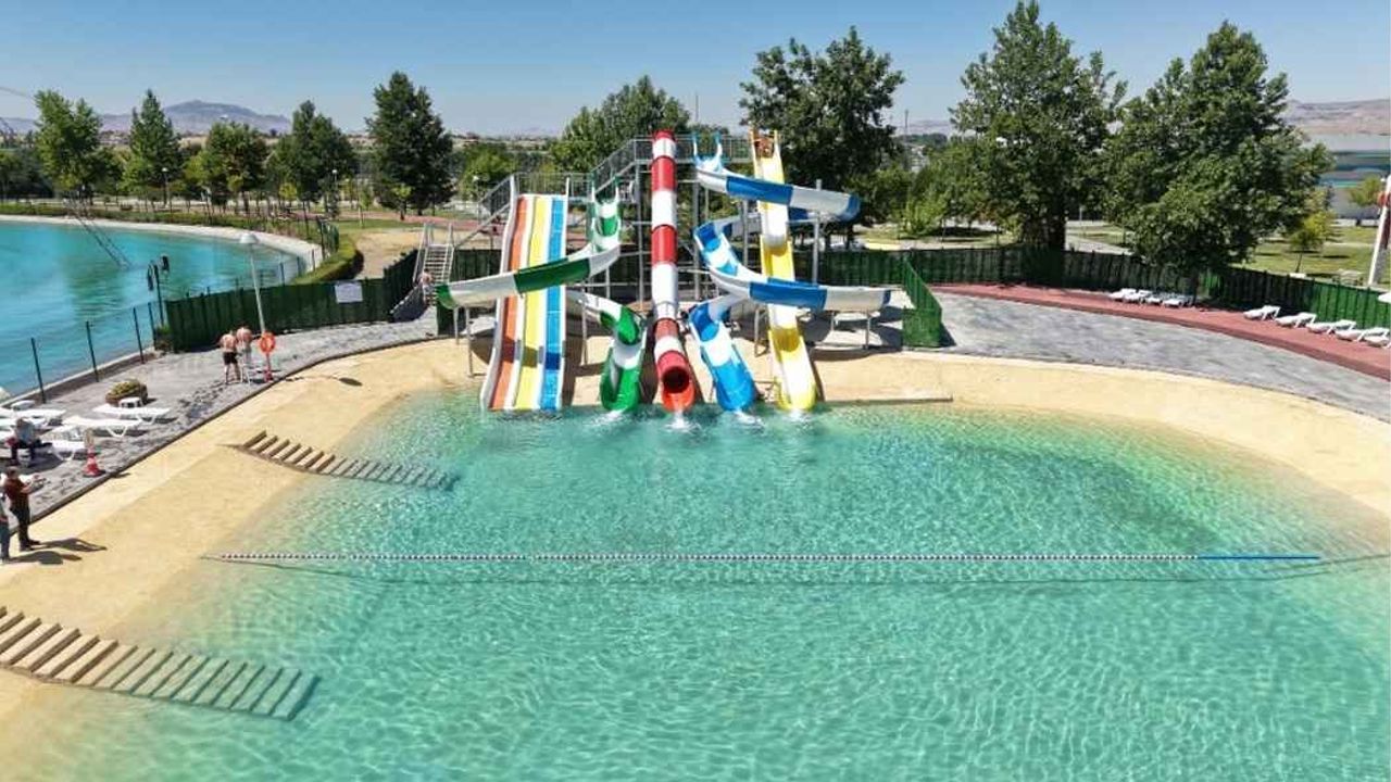 Kayseri’de İç Anadolu’nun en büyük aqua parkının açılışına saatler kaldı: İlk 2 gün ücretsiz!