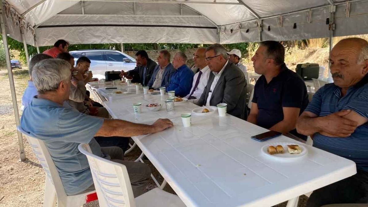 Aşkın Genç’ten Çetin Arık’a taziye ziyareti