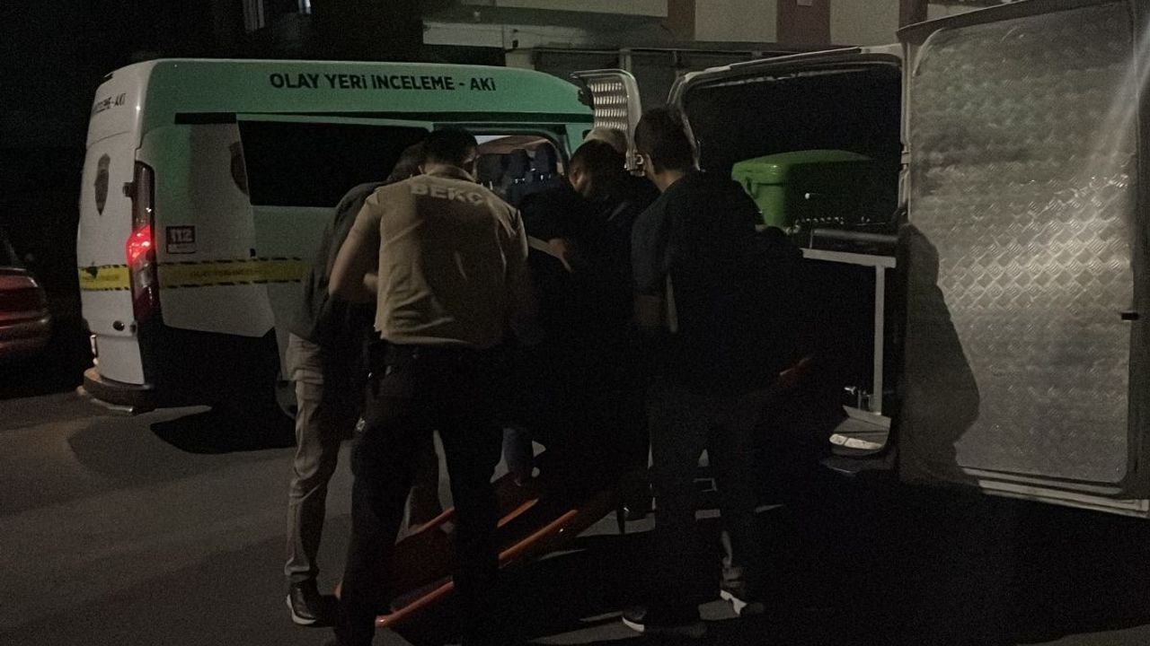 Fevzi Çakmak’ta bir şahıs evinde bıçaklanarak öldürüldü