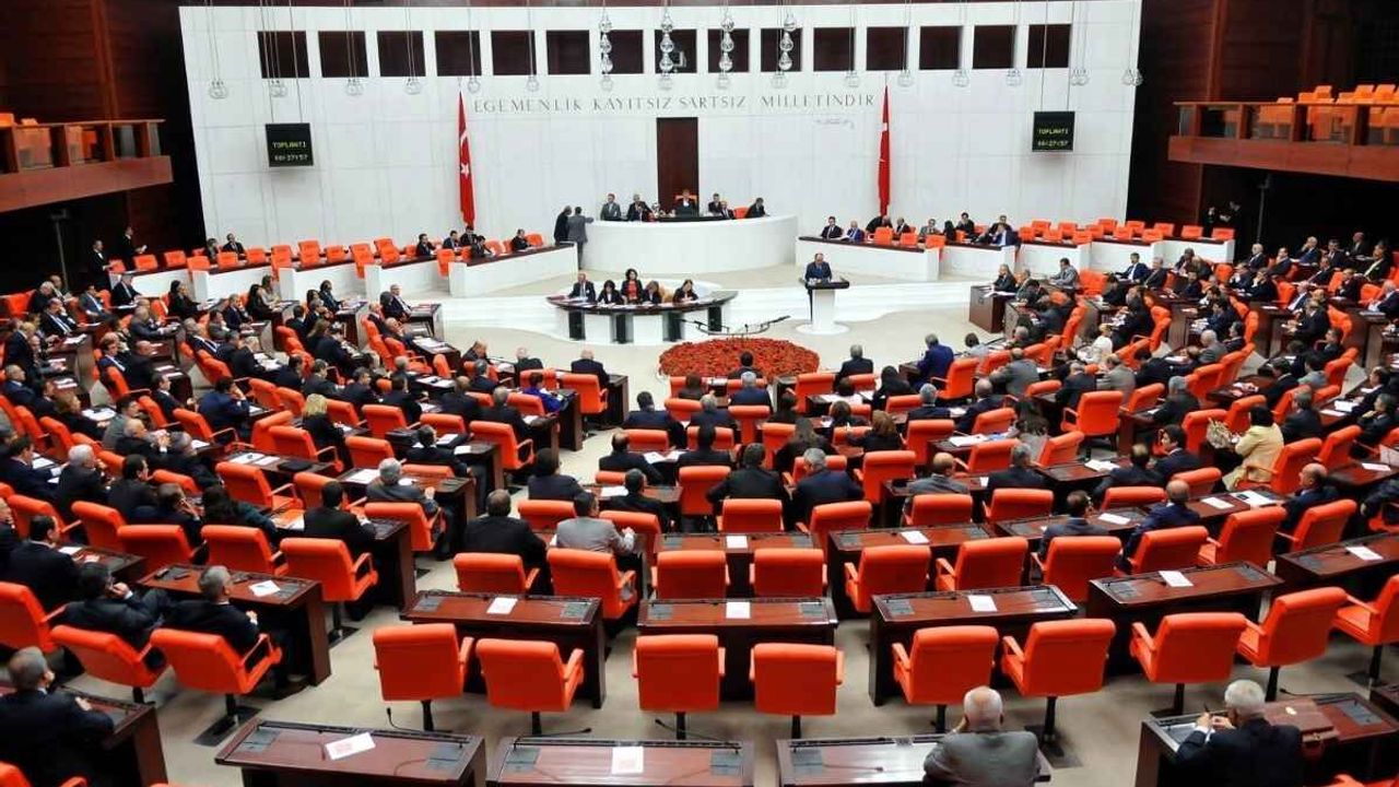 Çerçeve Yasa’da Kayseri oylaması: 9 vekil ‘evet’ dedi, 1 vekil karşı çıktı
