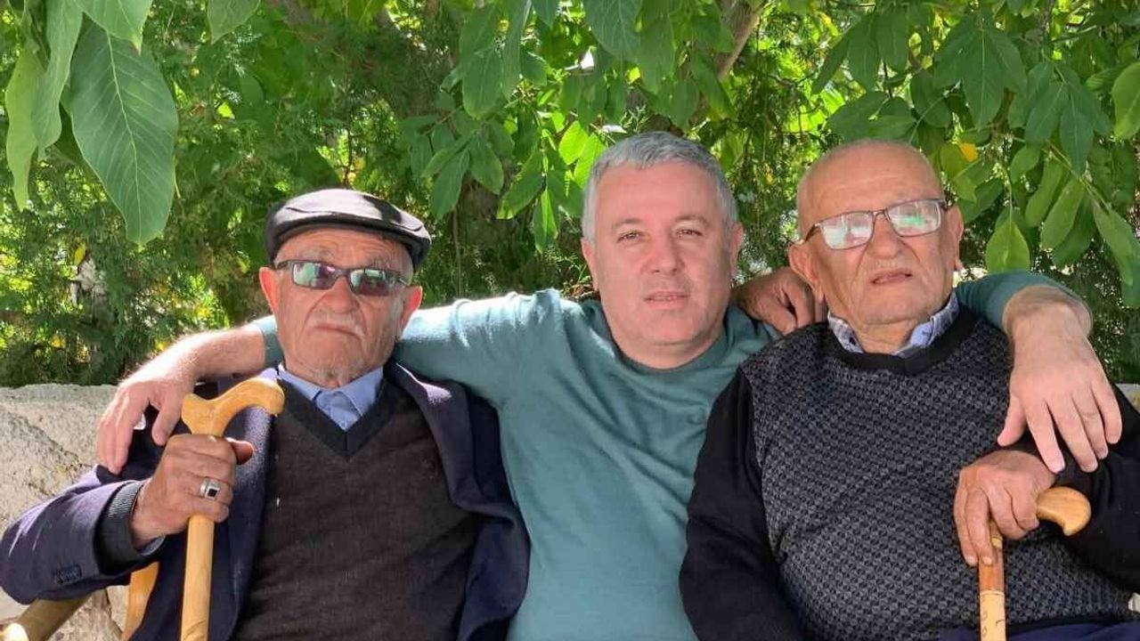 Eski Kayseri Milletvekilinin acı günü: Babasını kaybetti