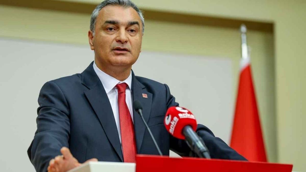 CHP Sözcüsü Sarı’dan İmamoğlu’nun istifasına: Geç bile kaldı!