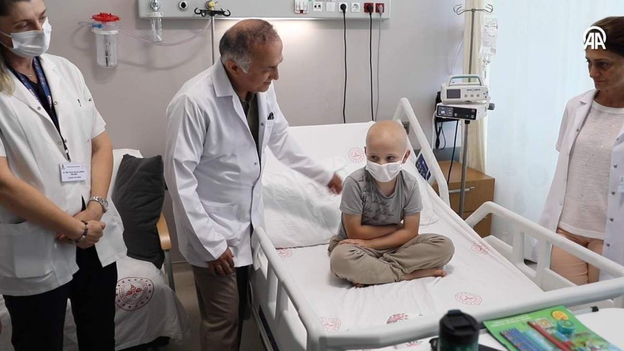 7 yaşındaki çocuğun karnından bakın ne çıktı! Görenler gözlerine inanamıyor