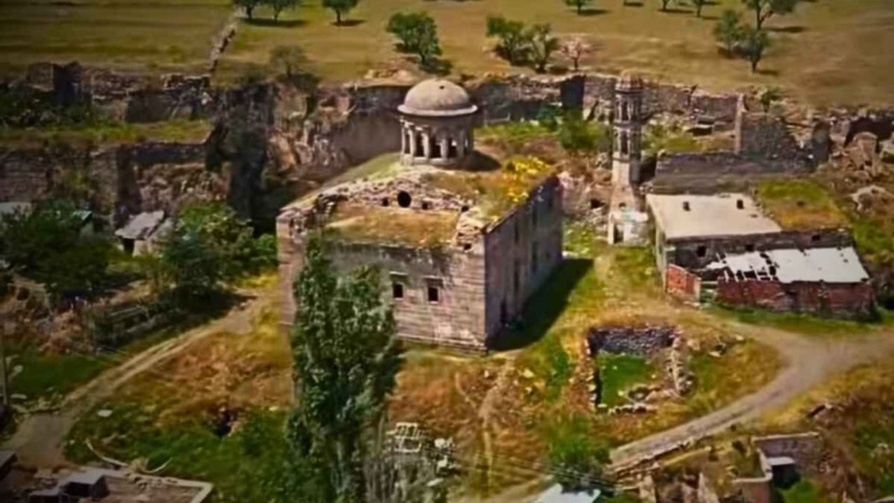 Kayseri’nin unutulan zengin mahallesinden Hollywood’a bir yıldız çıktı