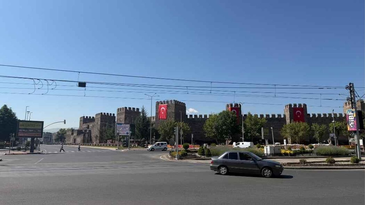 Kayserili sürücüler dikkat: O güzergah trafiğe kapatıldı!