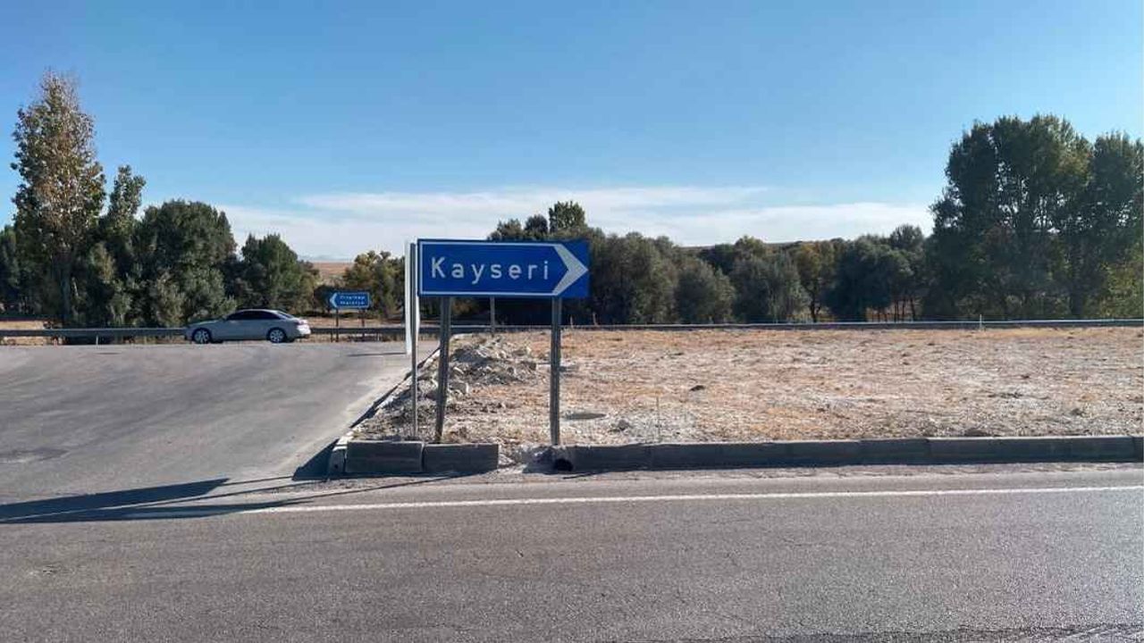 Kayseri’den Nevşehir’e gidecekler dikkat: Ulaşım tek şerit olarak sağlanıyor!