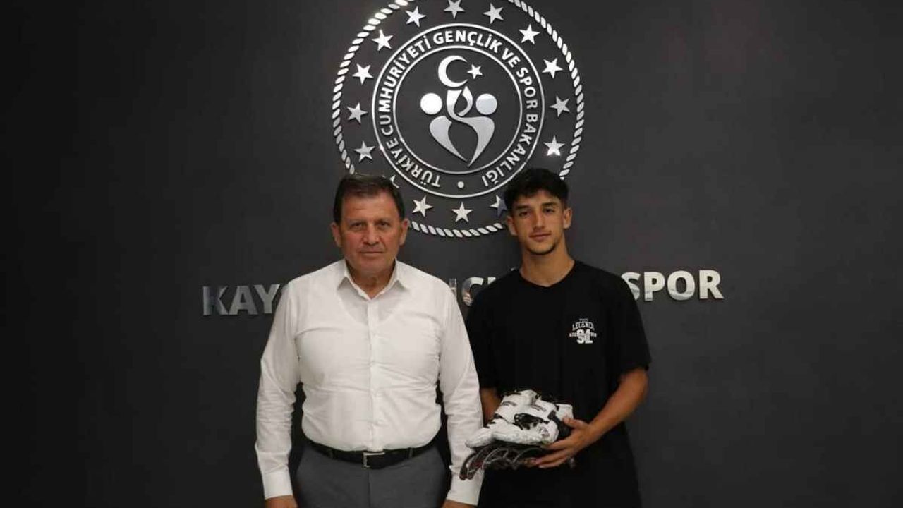 Kayserili Paten sporcusu Halil Çetin Dünya sahnesine çıkıyor