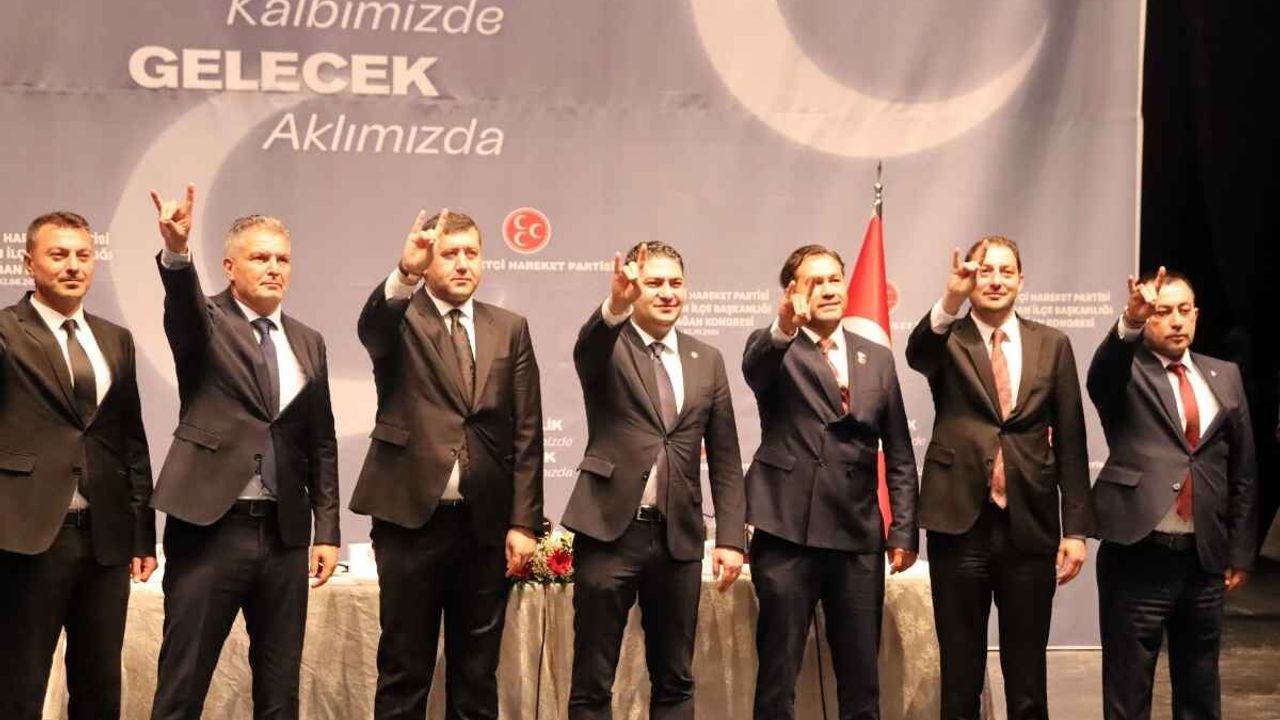 MHP Kocasinan İlçe Başkanlığı'nda Behsat Önder güven tazeledi