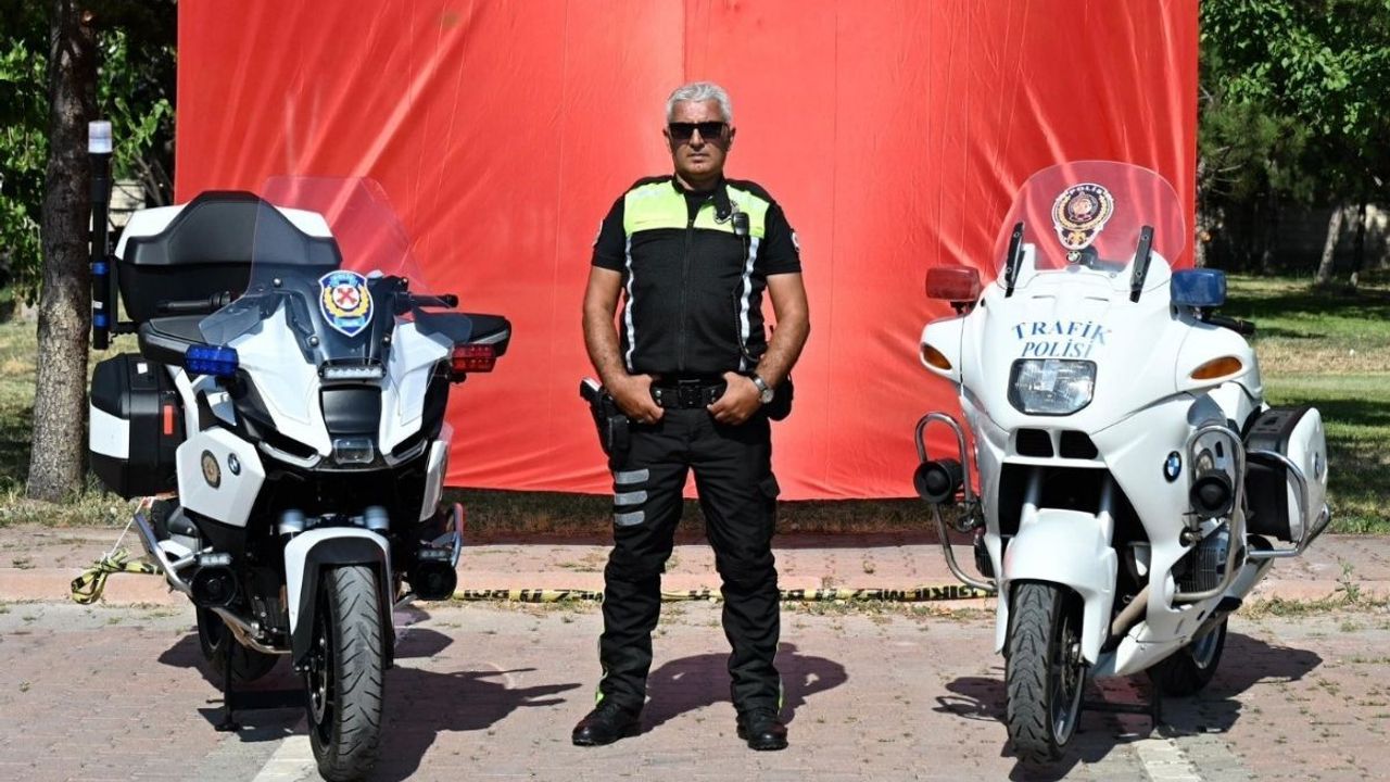 Kayseri’de 25 yıl aynı motosikletle görev yaptı: 170 bin kilometre sonra yenisi teslim edildi