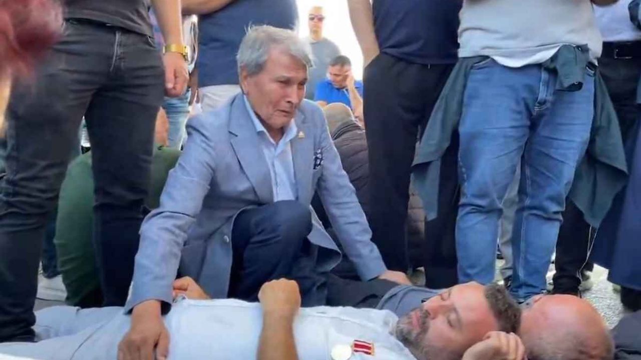Yusuf Halaçoğlu gazilerle buluşmasında gözyaşlarını tutamadı!