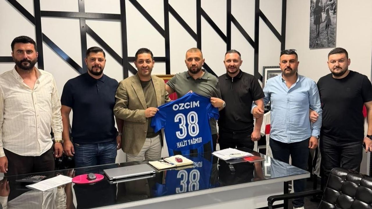 Erciyes 38 FK’dan Ülkü Ocakları’na teşekkür ziyareti