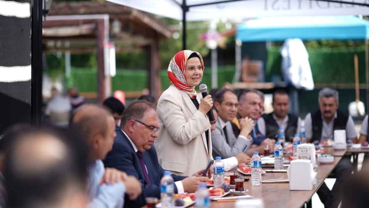 Ayşe Böhürler: Aslolan millettir, aslolan hizmettir