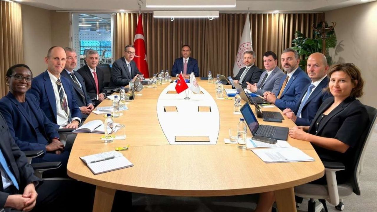 Bakan Kacır, Dünya Bankası yöneticileriyle İstanbul’da Görüştü