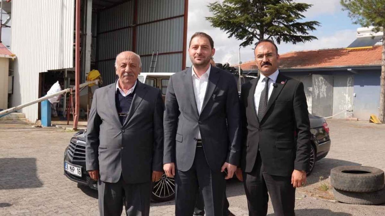 Enes Ertuğrul Kalın’dan İncesu turu! MHP heyeti vatandaşla bir araya geldi