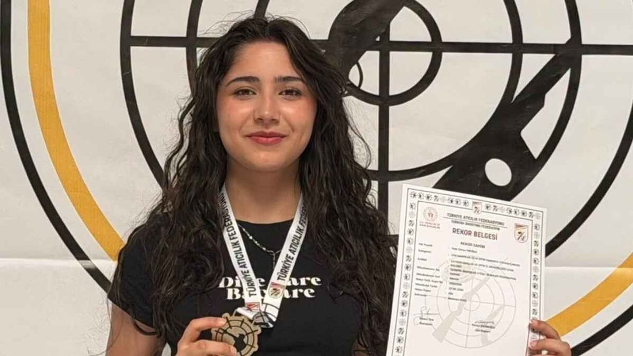 Kayserili sporcu Hale Derya Eroğlu tarih yazdı: Türkiye rekoru ve altın madalya