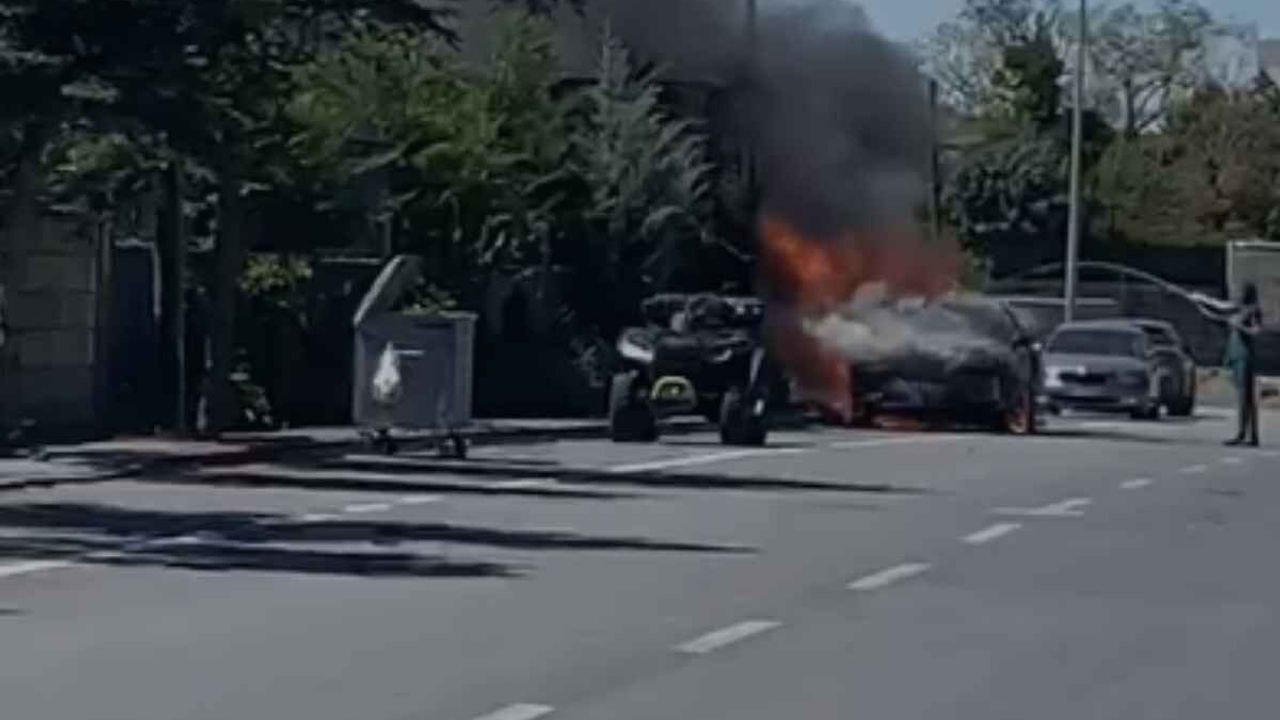 Kayseri’de elektrikli araç yangını