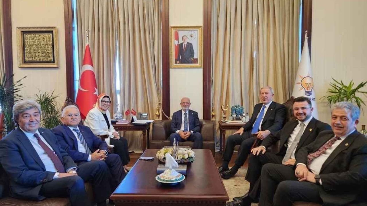 AK Parti Kayseri heyeti Ankara’da buluştu: Gündem de ne var?