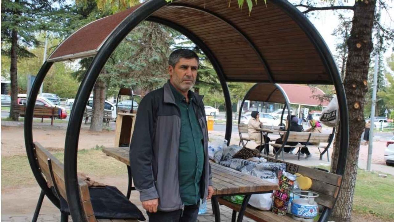 Erciyes Üniversitesi Hastaneleri bahçesinde kaldıkları iddia edilmişti! Baba gerçeği anlattı